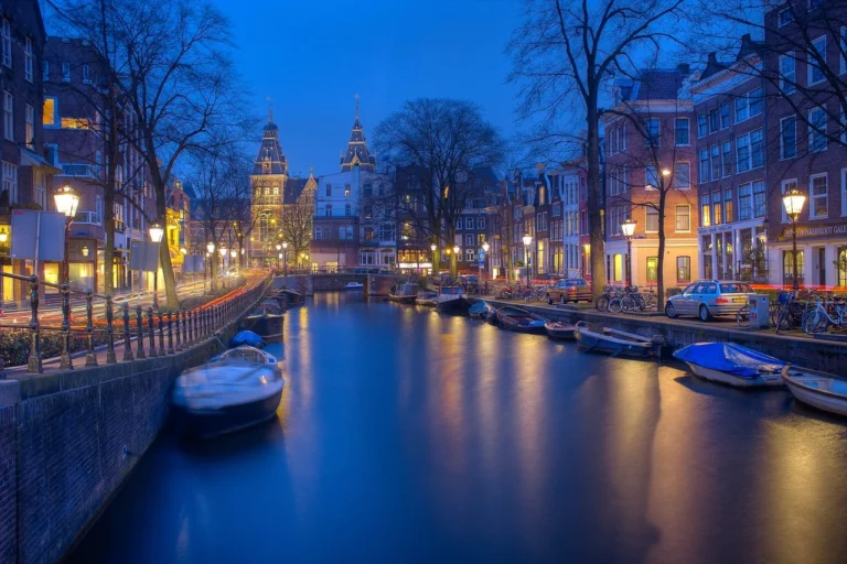 Lire la suite à propos de l’article 10 choses incontournables à faire à Amsterdam