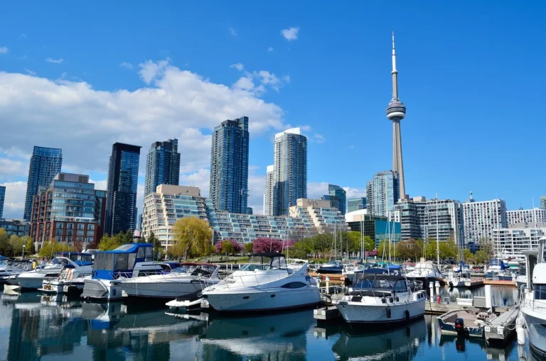 Lire la suite à propos de l’article 10 choses incontournables à faire à Toronto