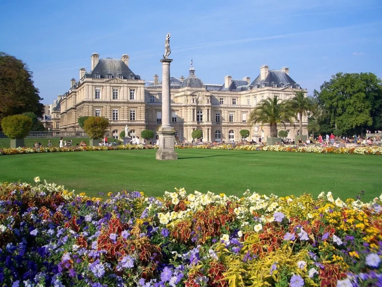 Lire la suite à propos de l’article Les jardins de Paris : une oasis de verdure en ville