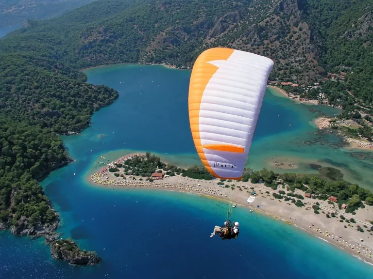 Lire la suite à propos de l’article Les meilleurs endroits au monde pour faire du parachutisme