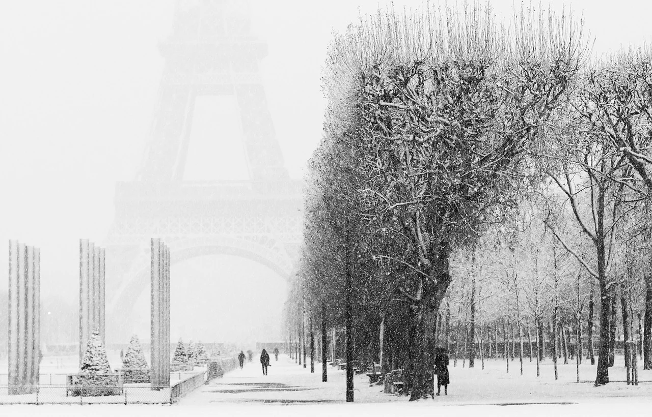 Lire la suite à propos de l’article Paris en hiver : lumières scintillantes, marchés de noël et douceurs culinaires