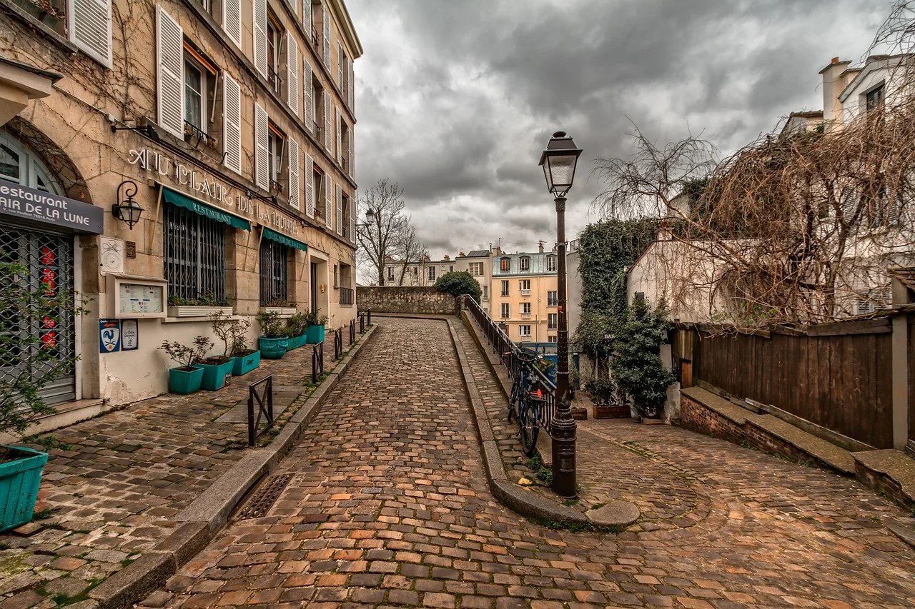 Lire la suite à propos de l’article Paris hors des sentiers battus : Découvrez l’âme secrète de la Ville Lumière
