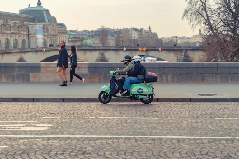 Lire la suite à propos de l’article Visiter Paris avec un budget limité : découvrez la Ville Lumière à moindre coût